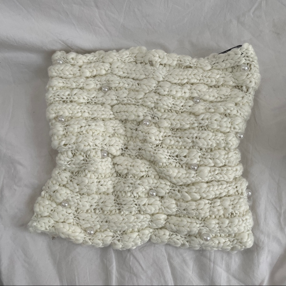 NWT - Ann Taylor Pearl Infinity Scarf